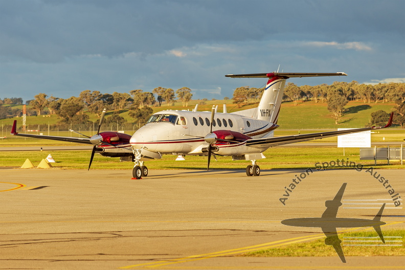 FMAW Pty Ltd (VH-FIX) Beechcraft B300 King Air 350 at Wagga Wagga Airport (1)